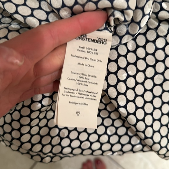 DVF Silk Wrap Dress - Picture 4 of 4